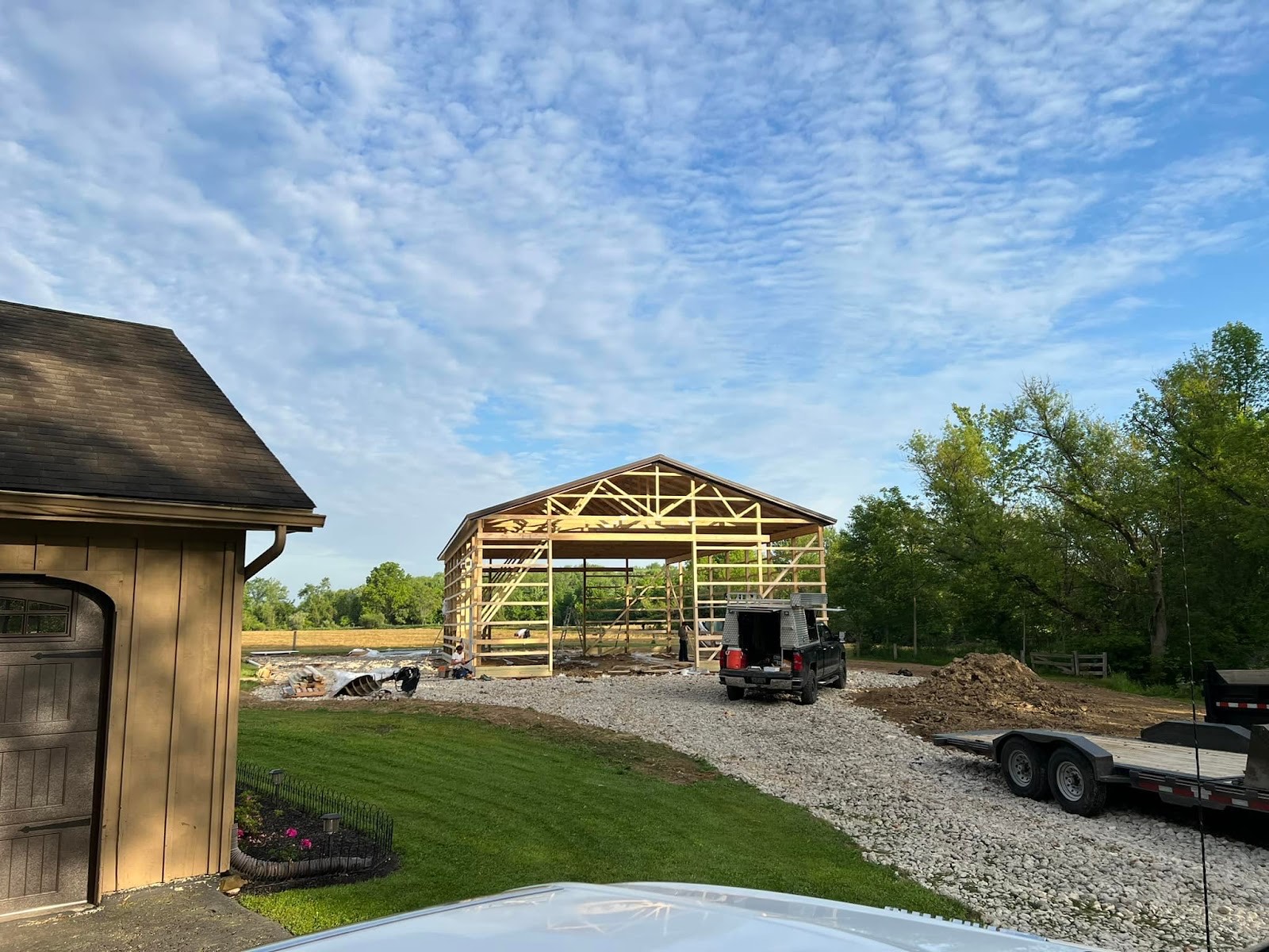 A new pole barn under construction